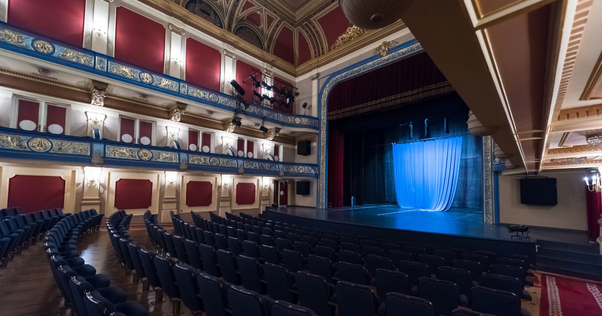 New Broadway Shows Perfect for Student Groups